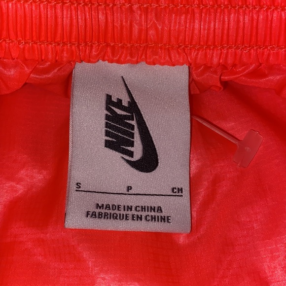NikeLab Neon Punch Quilted Skirt - Picture 6 of 9